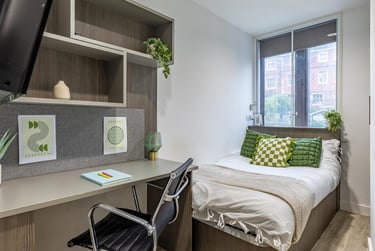 1 bed flat, Colston Avenue, City Centre, Bristol, BS14TR - Image 1